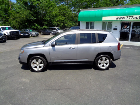 Used 2016 Jeep Compass Latitude image 9