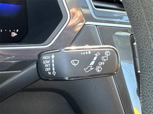 Certified 2022 Volkswagen Tiguan S image 25