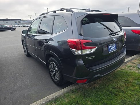 Used 2019 Subaru Forester Premium image 8