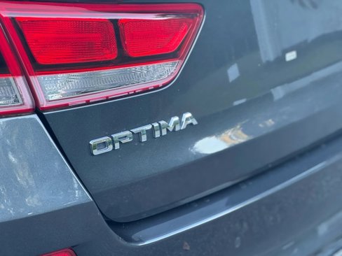 Used 2019 Kia Optima LX w/ LX Premium Package image 9