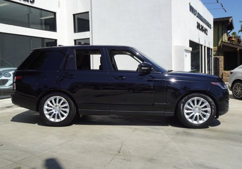 Used 2020 Land Rover Range Rover HSE image 8