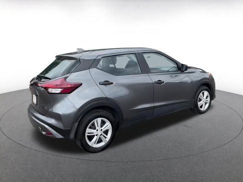 Used 2024 Nissan Kicks S image 14