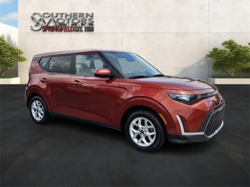 Used 2023 Kia Soul LX w/ LX Technology Package image 8