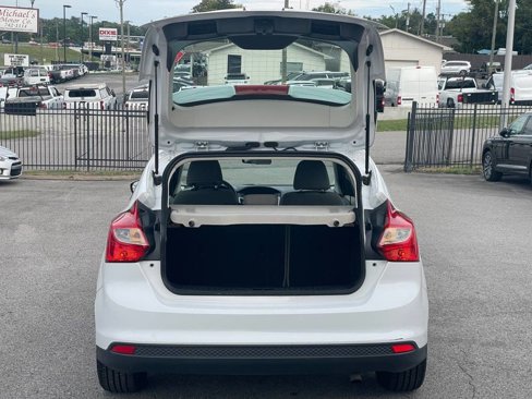 Used 2014 Ford Focus SE image 25