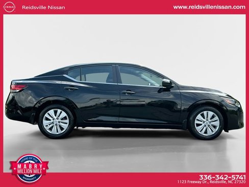 New 2025 Nissan Sentra S image 7
