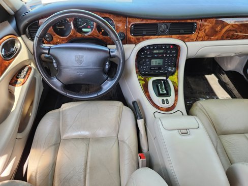 Used 2002 Jaguar XJ Sport image 10