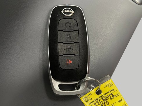 Used 2024 Nissan Kicks SR w/ SR Premium Package image 30