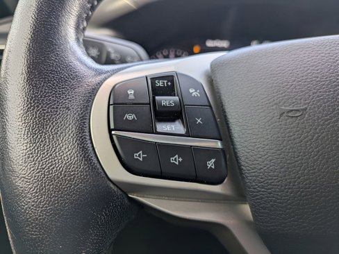 Used 2021 Ford Explorer XLT w/ Equipment Group 202A image 27