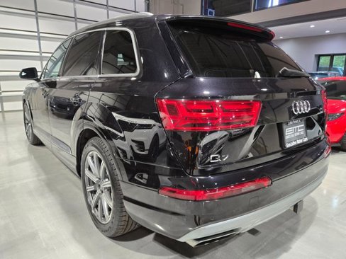 Used 2017 Audi Q7 3.0T Prestige w/ Prestige Package image 8