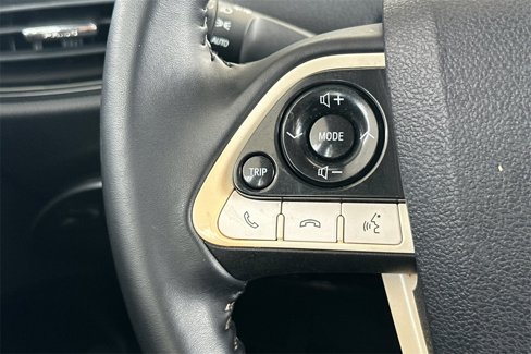 Used 2019 Toyota Prius Prime Premium image 28