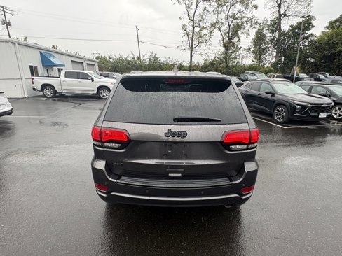 Used 2018 Jeep Grand Cherokee Altitude image 29