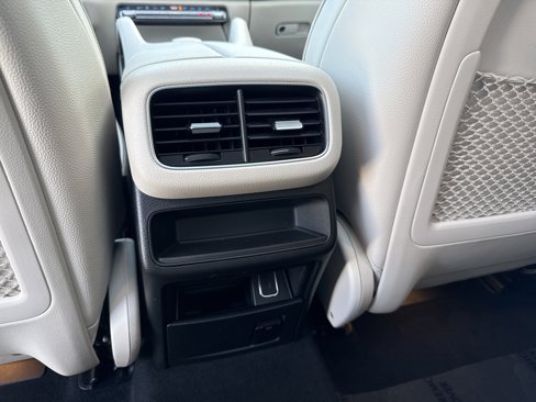 Used 2021 Mercedes-Benz GLE 350 image 31