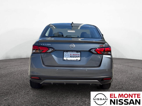 New 2025 Nissan Versa SR image 4