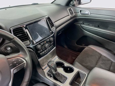 Used 2019 Jeep Grand Cherokee Altitude image 22