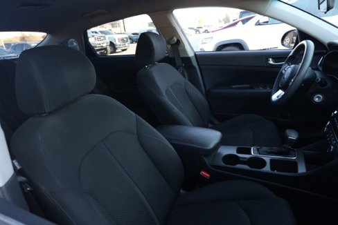 Used 2020 Kia Optima LX image 20