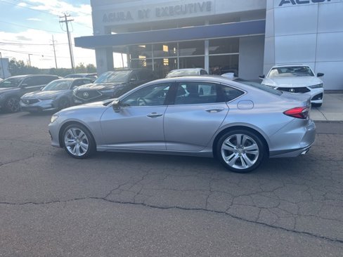 Certified 2023 Acura TLX w/ Technology Package image 5