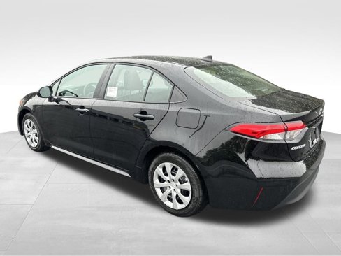 New 2026 Toyota Corolla LE image 3