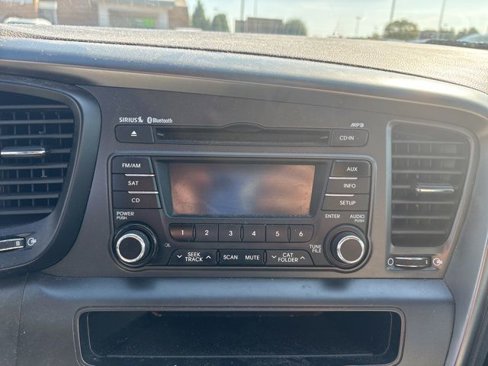 Used 2013 Kia Optima LX image 17