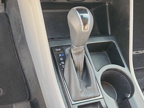 Used 2019 Hyundai Tucson SE image 14