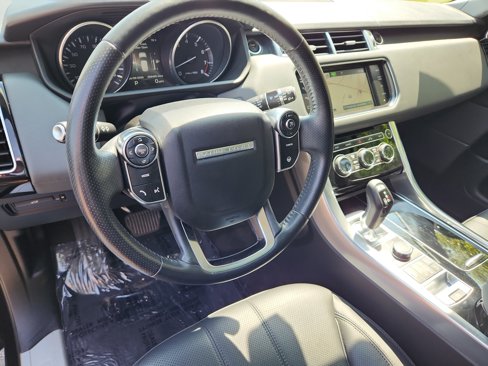 Used 2014 Land Rover Range Rover Sport HSE image 15