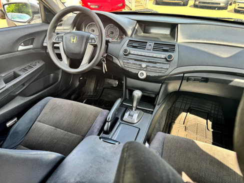 Used 2010 Honda Accord LX image 21