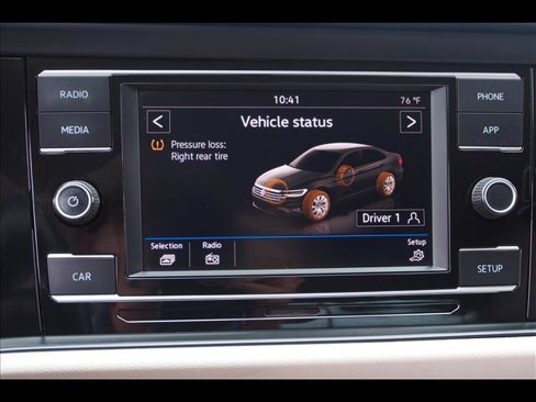 Used 2019 Volkswagen Jetta S image 28