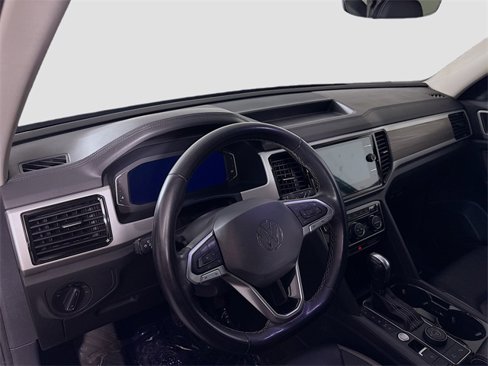 Used 2021 Volkswagen Atlas SEL Premium image 9