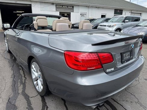 Used 2012 BMW 328i Convertible image 7
