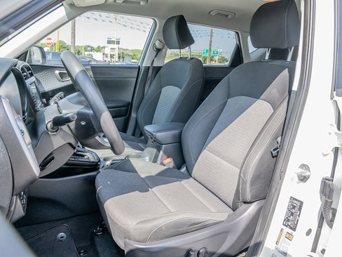 Used 2021 Kia Soul S image 19