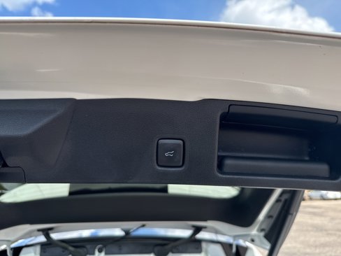 Used 2022 Ford Escape SEL w/ Technology Package image 24