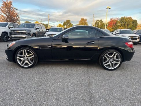 Used 2015 Mercedes-Benz SLK 250 image 3