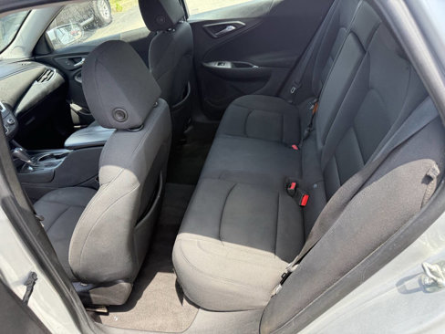 Used 2016 Chevrolet Malibu LT image 25