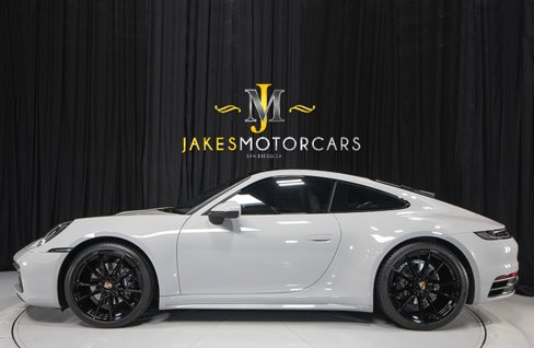 Used 2022 Porsche 911 Carrera image 2