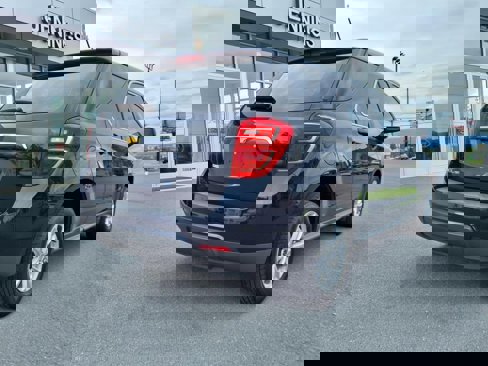 Used 2017 Chevrolet Equinox LS image 3