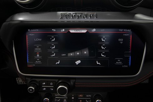 Used 2020 Ferrari Portofino image 35