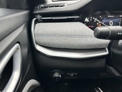 Certified 2024 Jeep Compass Latitude image 18