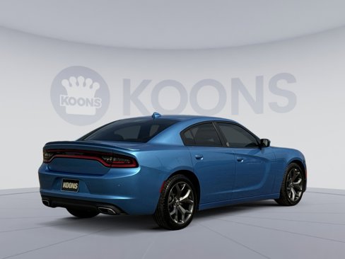 Used 2015 Dodge Charger SXT w/ Driver Confidence Group image 7