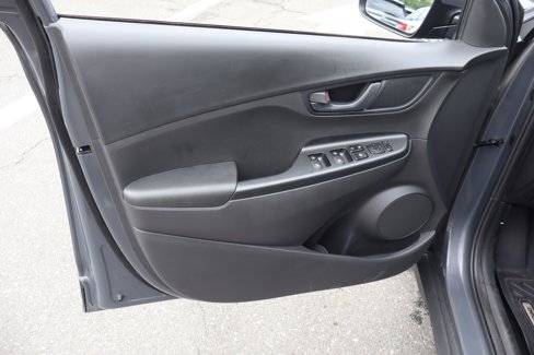 Used 2023 Hyundai Kona SEL image 15