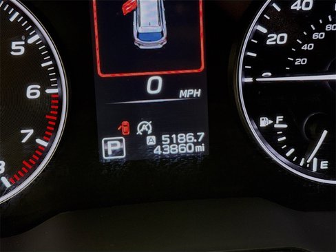 Used 2022 Subaru Outback Premium image 13