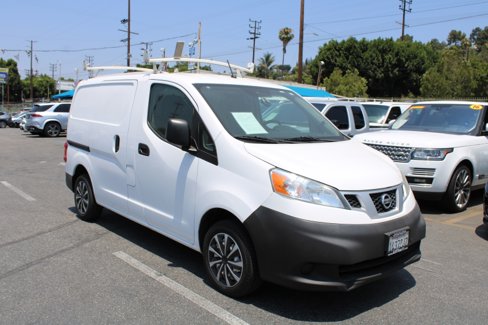 Used 2017 Nissan NV200 S w/ Cruise Control Package image 1