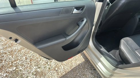 Used 2014 Volkswagen Jetta SE image 6