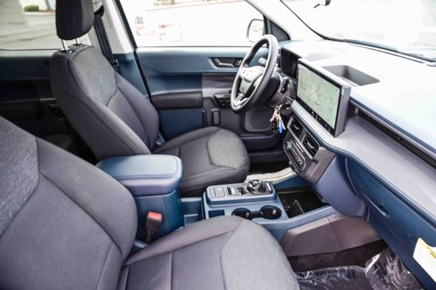 New 2025 Ford Maverick XL image 16