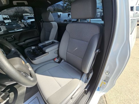 Used 2018 Chevrolet Silverado 1500 W/T w/ Trailering Package image 16