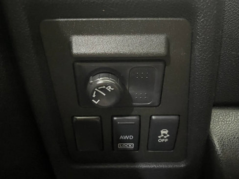 Used 2012 Nissan Rogue SV w/ Premium Pkg image 40