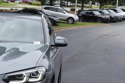 Used 2023 BMW X3 sDrive30i w/ Premium Package image 4