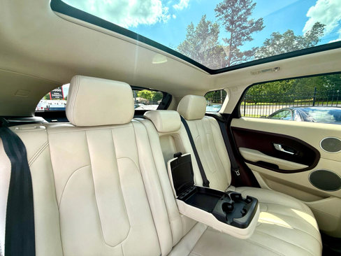 Used 2013 Land Rover Range Rover Evoque Prestige image 28