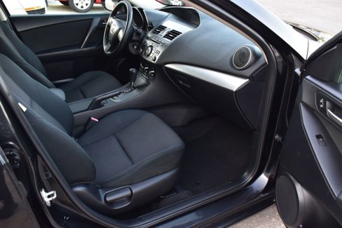 Used 2012 MAZDA MAZDA3 i Sport image 19