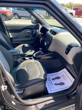 Used 2018 Kia Soul + image 27