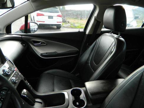 Used 2012 Chevrolet Volt Premium w/ Premium Trim Package image 12