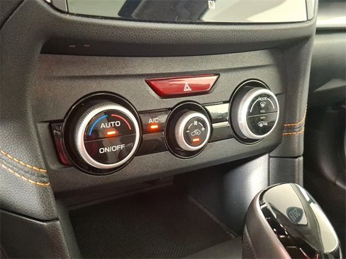 Used 2019 Subaru Crosstrek 2.0i Limited w/ Moonroof Package w/Navigation image 19